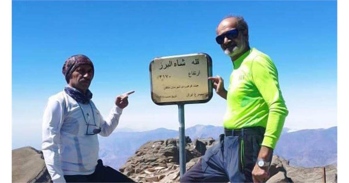 صعود دو کوهنورد و پیشکسوت همدانی به قله ۴۱۷۰ متری شاه البرز