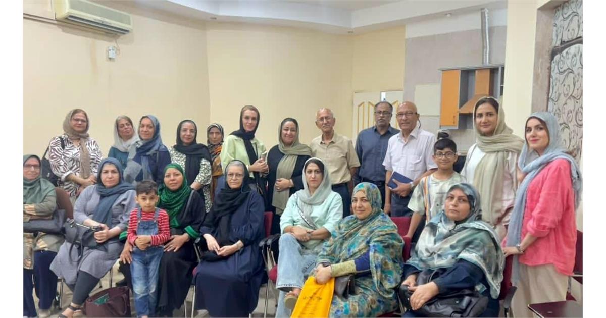 برگزاری کارگاه نویسندگی در خانه امید دباغیان بندرعباس