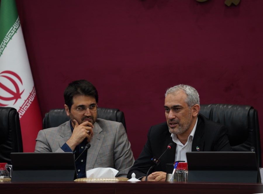 مدنی‌زاده: افزایش درآمدهای مالیاتی باید با حفظ تاب‌آوری تولید همراه باشد/ سبحانیان: لزوم توجه به سرمایه انسانی در کنار تحول نظام مالیاتی