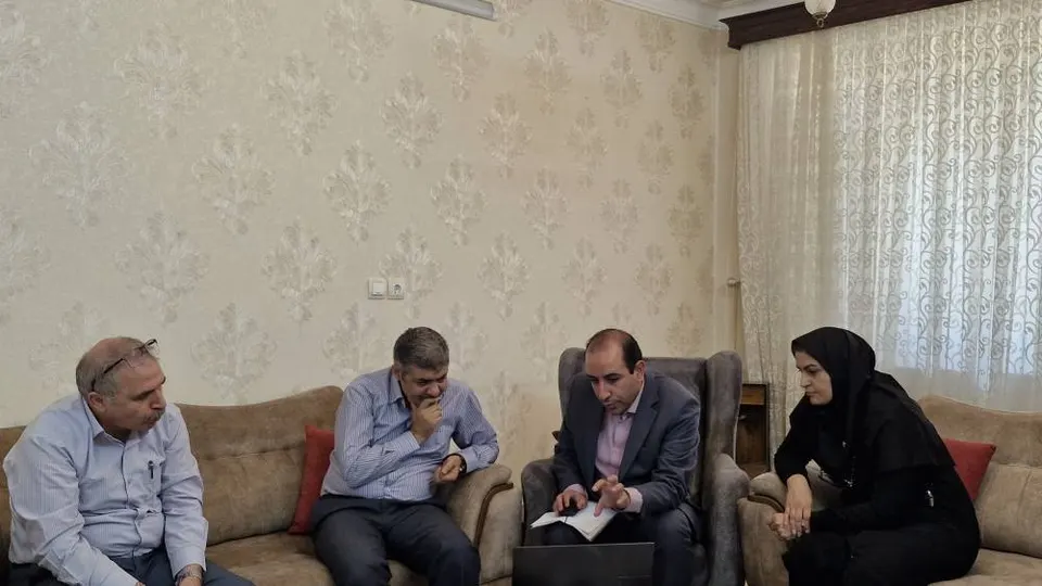 بررسی آخرین وضعیت آمادگی‌های انجام شده برای برگزاری سرشماری عمومی نفوس و مسکن ثبتی مبنا ۱۴۰۵ در استان زنجان توسط رئیس مرکز آمار ایران