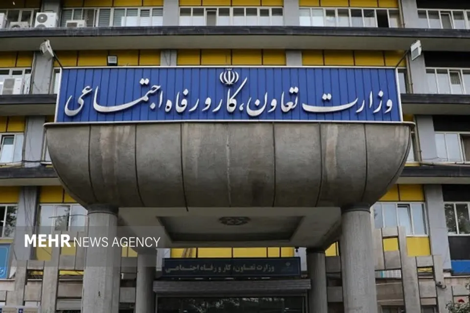 حداد عادل: تمام ابعاد شخصیت رهبر شهید قابل درک نیست