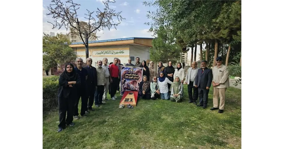 مسابقه کورن هول ویژه بازنشستگان کشوری در محل خانه امید استان کرمانشاه برگزار شد